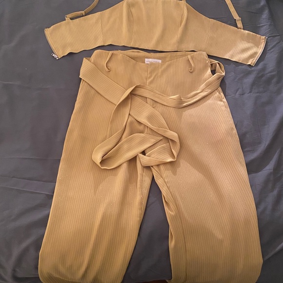 Honey Punch matching set, bought at Editorial boutique in Mtl - Picture 4 of 4